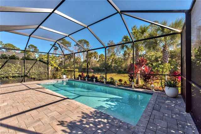 9761 Willet CT, Naples, FL 34120