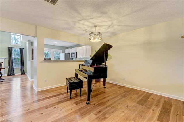 21 Culpepper Circle, Greensboro, NC 27410