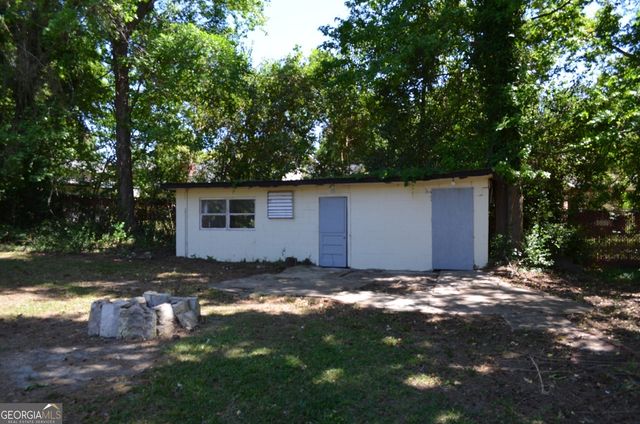 1524 Cambridge Drive, Macon, GA 31206