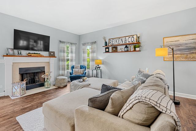 2805 PAYTON Crossing, Johnsburg, IL 60051