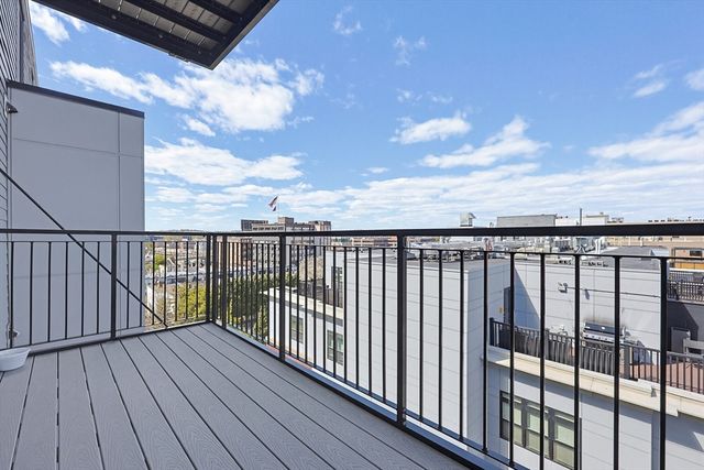 30 Penniman Rd 605, Boston, MA 02134