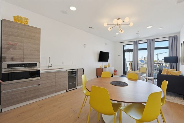 30 Penniman Rd 605, Boston, MA 02134