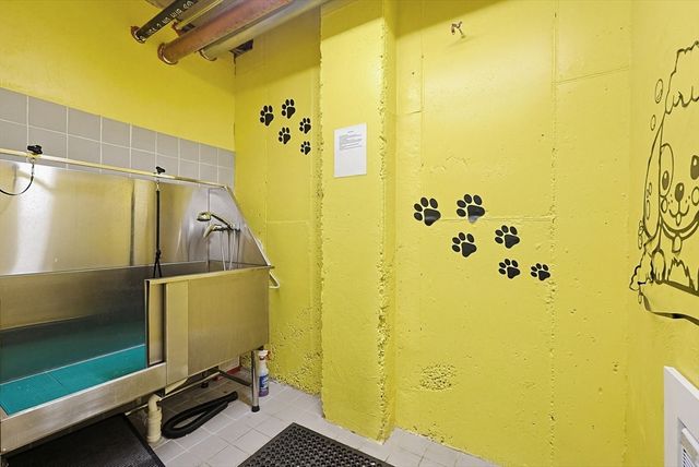 30 Penniman Rd 605, Boston, MA 02134