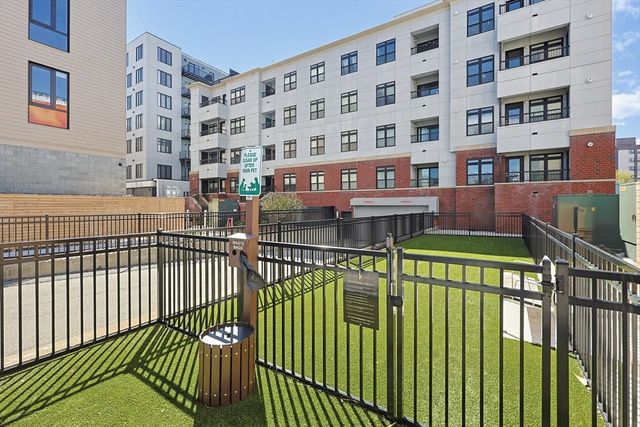 30 Penniman Rd 605, Boston, MA 02134