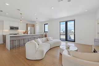 30 Penniman Rd 605, Boston, MA 02134