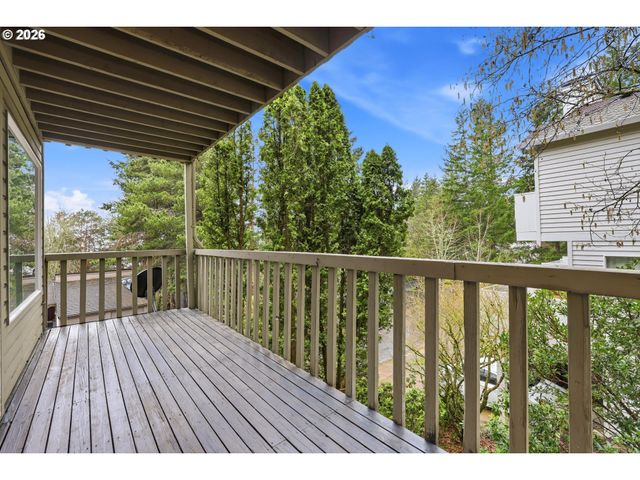285 CERVANTES, Lake Oswego, OR 97035