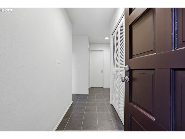 285 CERVANTES, Lake Oswego, OR 97035