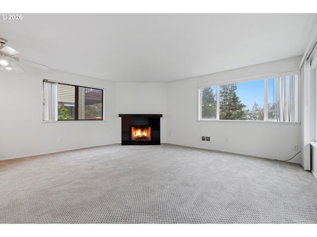 285 CERVANTES, Lake Oswego, OR 97035