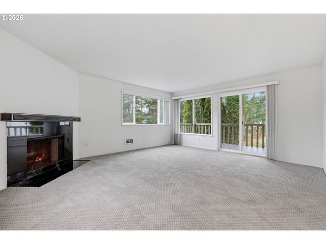 285 CERVANTES, Lake Oswego, OR 97035