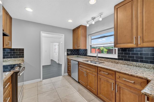 2102 WINNEBEGO TRAIL, Fern Park, FL 32730