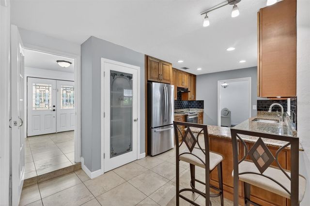 2102 WINNEBEGO TRAIL, Fern Park, FL 32730