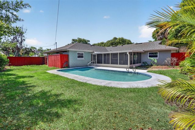 2102 WINNEBEGO TRAIL, Fern Park, FL 32730