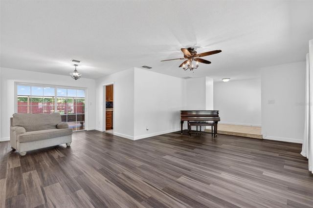 2102 WINNEBEGO TRAIL, Fern Park, FL 32730