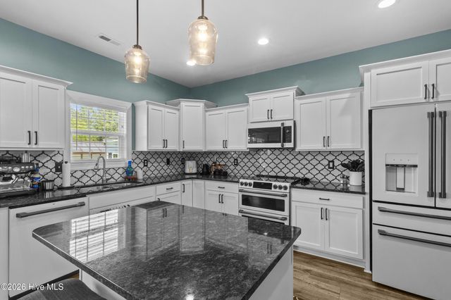 109 Sparrow Drive, New Bern, NC 28560