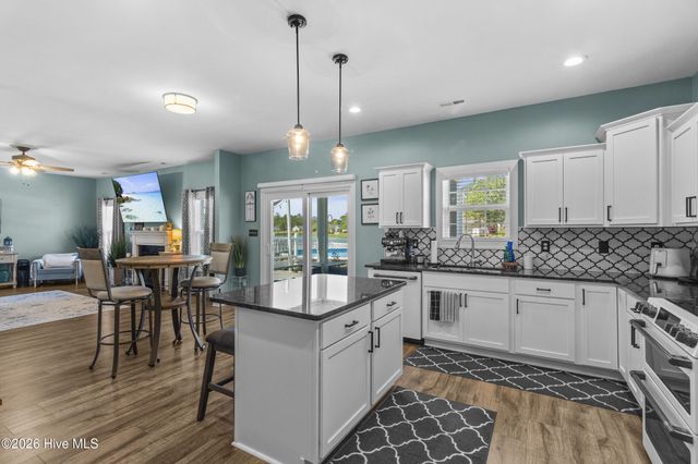 109 Sparrow Drive, New Bern, NC 28560