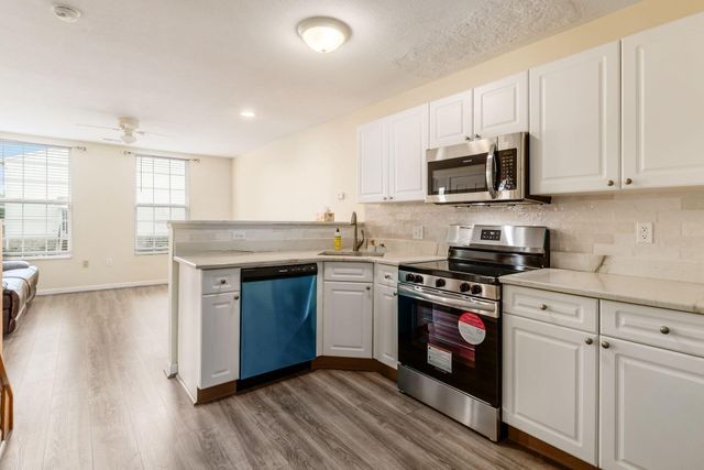 8270 Sugar Magnolia Drive, Blacklick, OH 43004