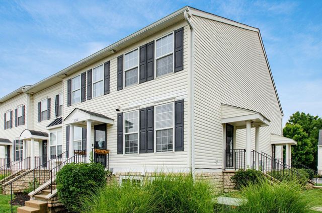 8270 Sugar Magnolia Drive, Blacklick, OH 43004