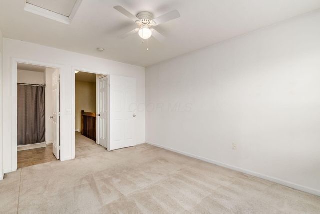 8270 Sugar Magnolia Drive, Blacklick, OH 43004