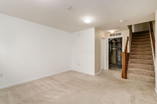 8270 Sugar Magnolia Drive, Blacklick, OH 43004