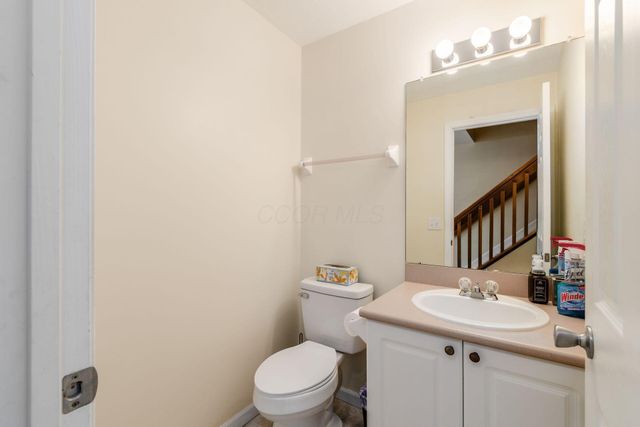 8270 Sugar Magnolia Drive, Blacklick, OH 43004