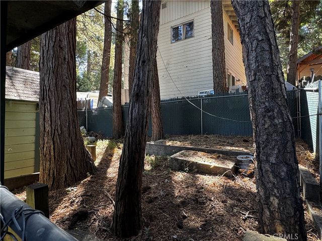 796 N Village, Crestline, CA 92325