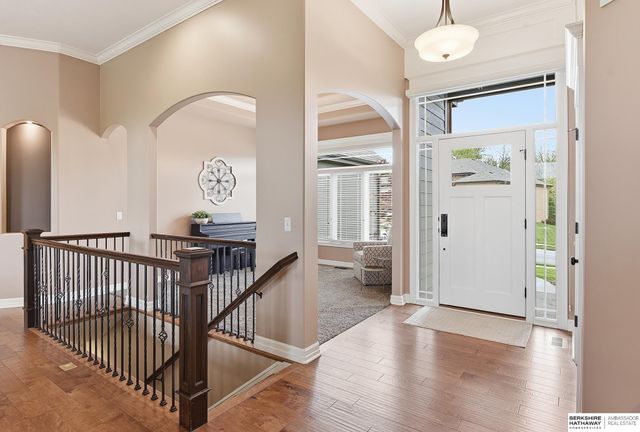 5823 S 238th Street, Elkhorn, NE 68022