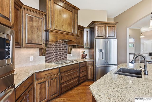 5823 S 238th Street, Elkhorn, NE 68022