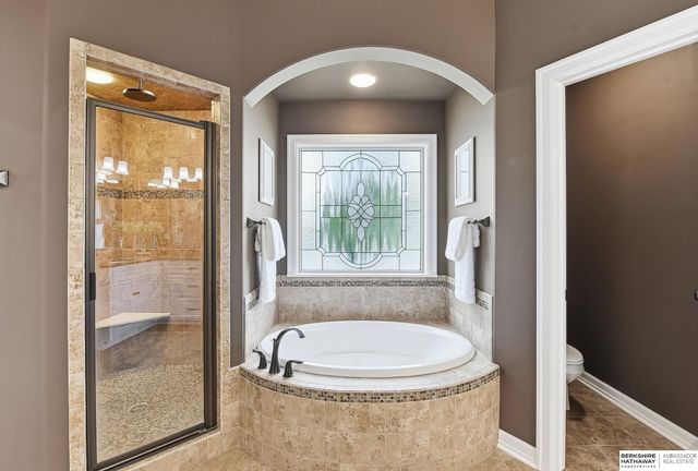 5823 S 238th Street, Elkhorn, NE 68022