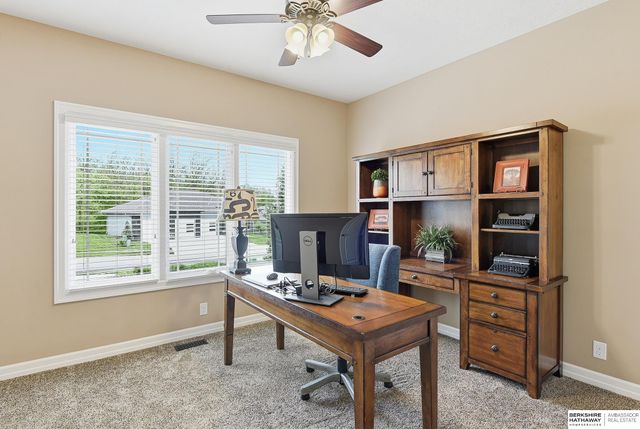 5823 S 238th Street, Elkhorn, NE 68022