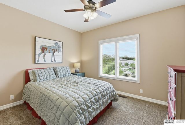 5823 S 238th Street, Elkhorn, NE 68022