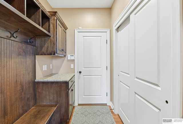 5823 S 238th Street, Elkhorn, NE 68022