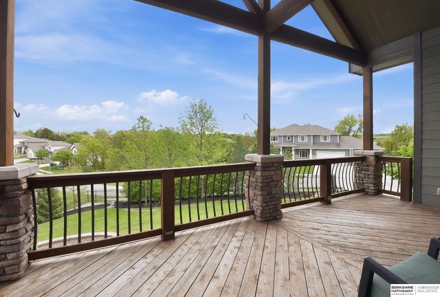 5823 S 238th Street, Elkhorn, NE 68022
