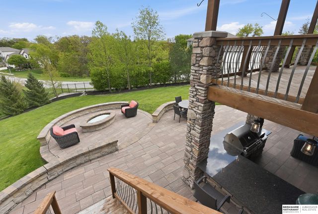 5823 S 238th Street, Elkhorn, NE 68022