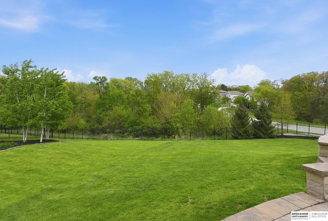5823 S 238th Street, Elkhorn, NE 68022