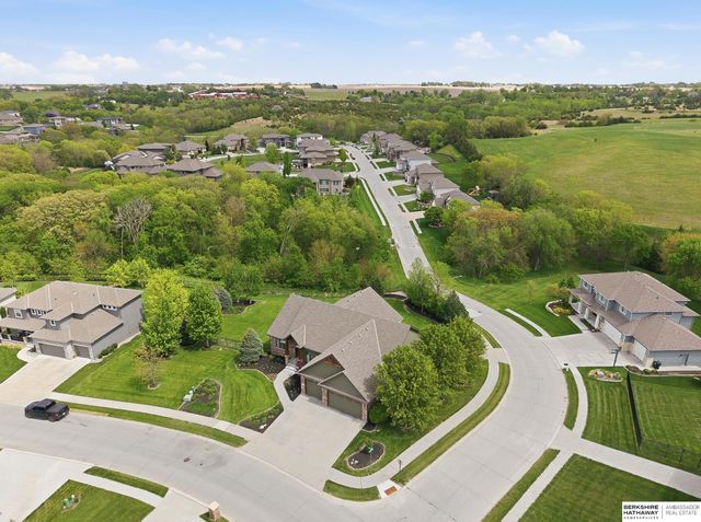 5823 S 238th Street, Elkhorn, NE 68022