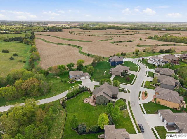 5823 S 238th Street, Elkhorn, NE 68022