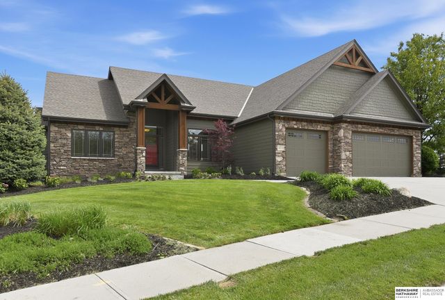 5823 S 238th Street, Elkhorn, NE 68022