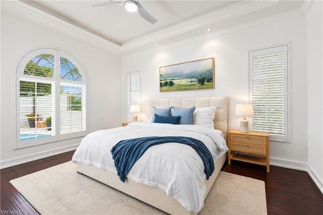 4840 Boulevard CT, Naples, FL 34103