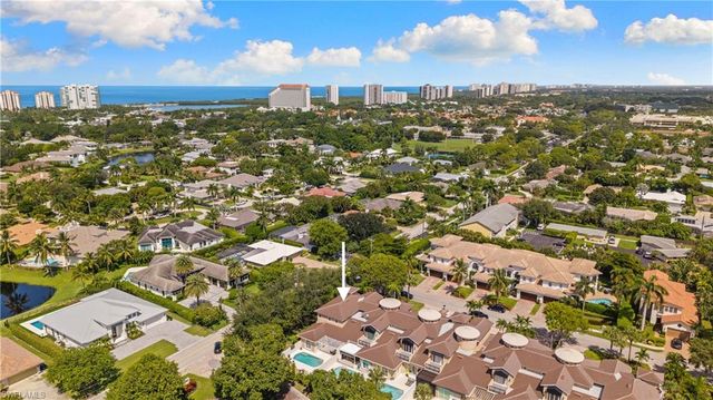 4840 Boulevard CT, Naples, FL 34103