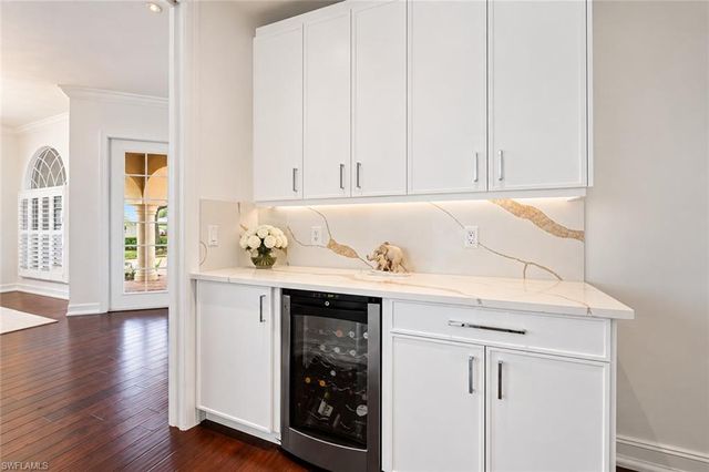 4840 Boulevard CT, Naples, FL 34103