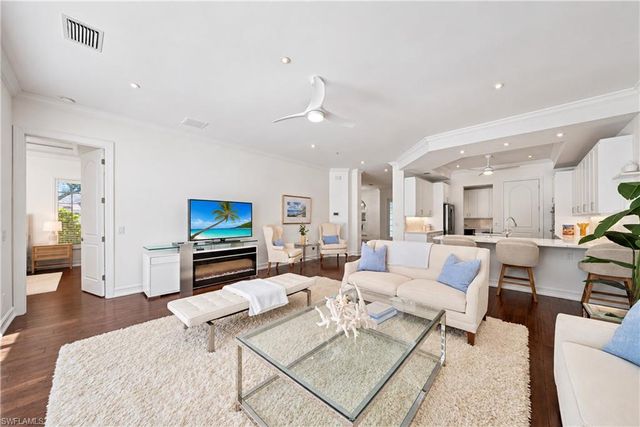 4840 Boulevard CT, Naples, FL 34103