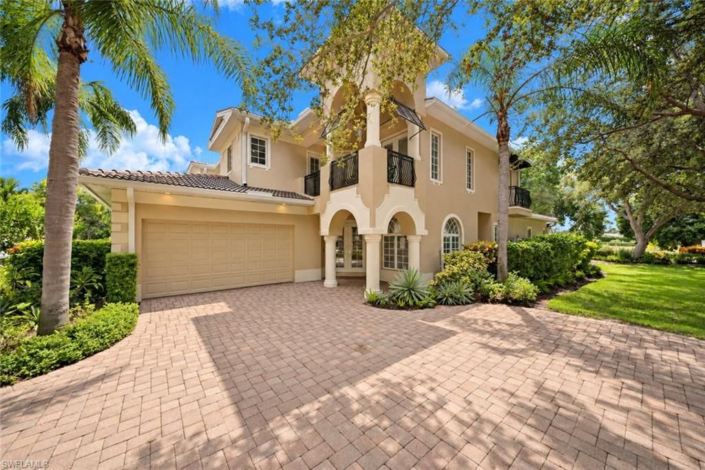 4840 Boulevard CT, Naples, FL 34103