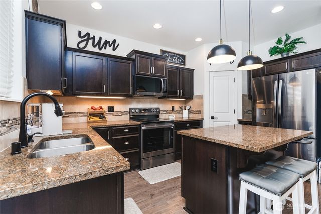 1945 71st Avenue SE, Tumwater, WA 98501