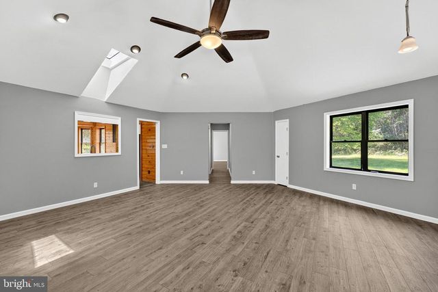 8265 OPAL RD, Warrenton, VA 20186