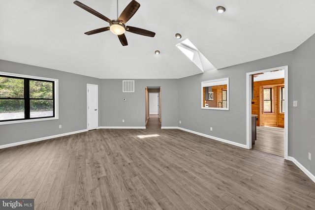 8265 OPAL RD, Warrenton, VA 20186