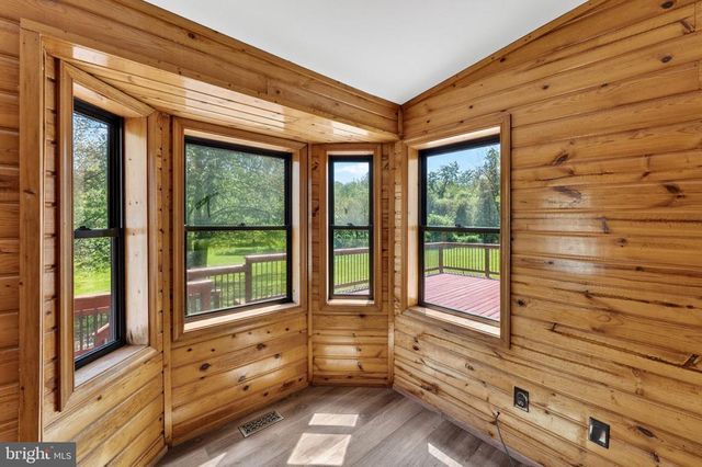 8265 OPAL RD, Warrenton, VA 20186
