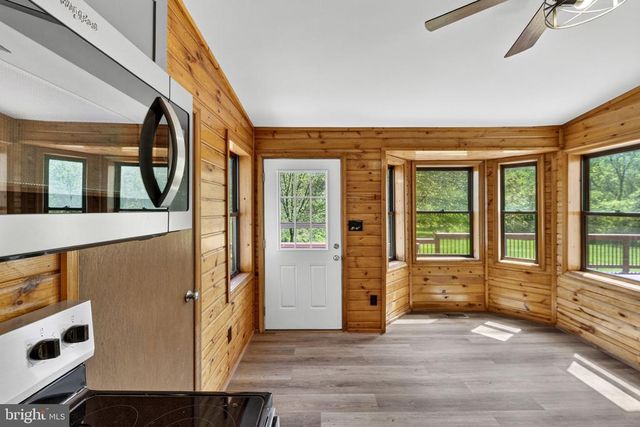 8265 OPAL RD, Warrenton, VA 20186