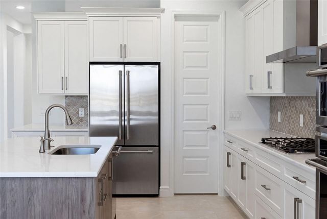 844 BLUE SHELL LOOP, Sarasota, FL 34240