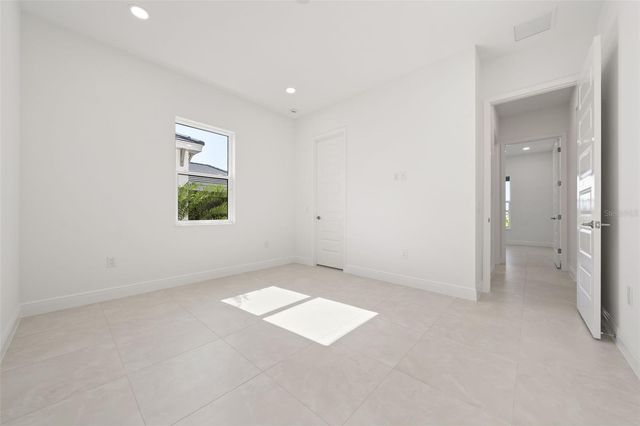 844 BLUE SHELL LOOP, Sarasota, FL 34240