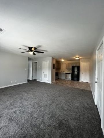 374 Jack Miller Blvd Apt A, Clarksville, TN 37042